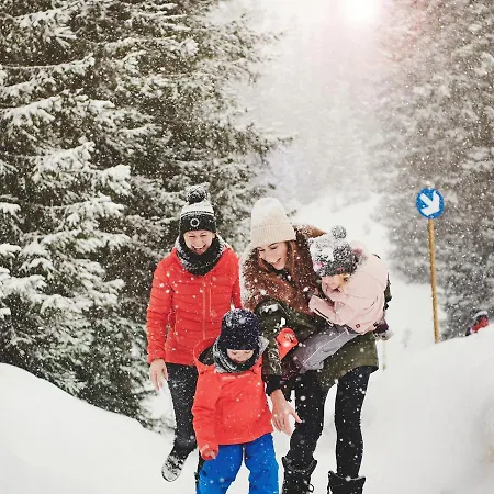 Hotel Burg Oberlech Lech
